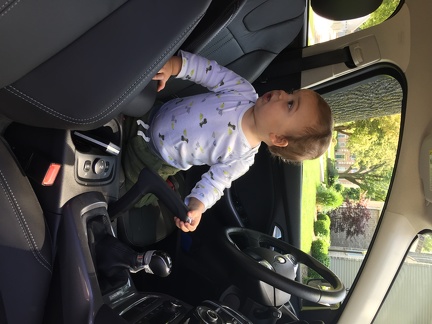 JB trying to drive daddy s car1